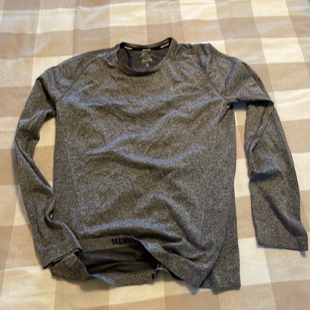 Nike running dry fit long sleeve T-shirt